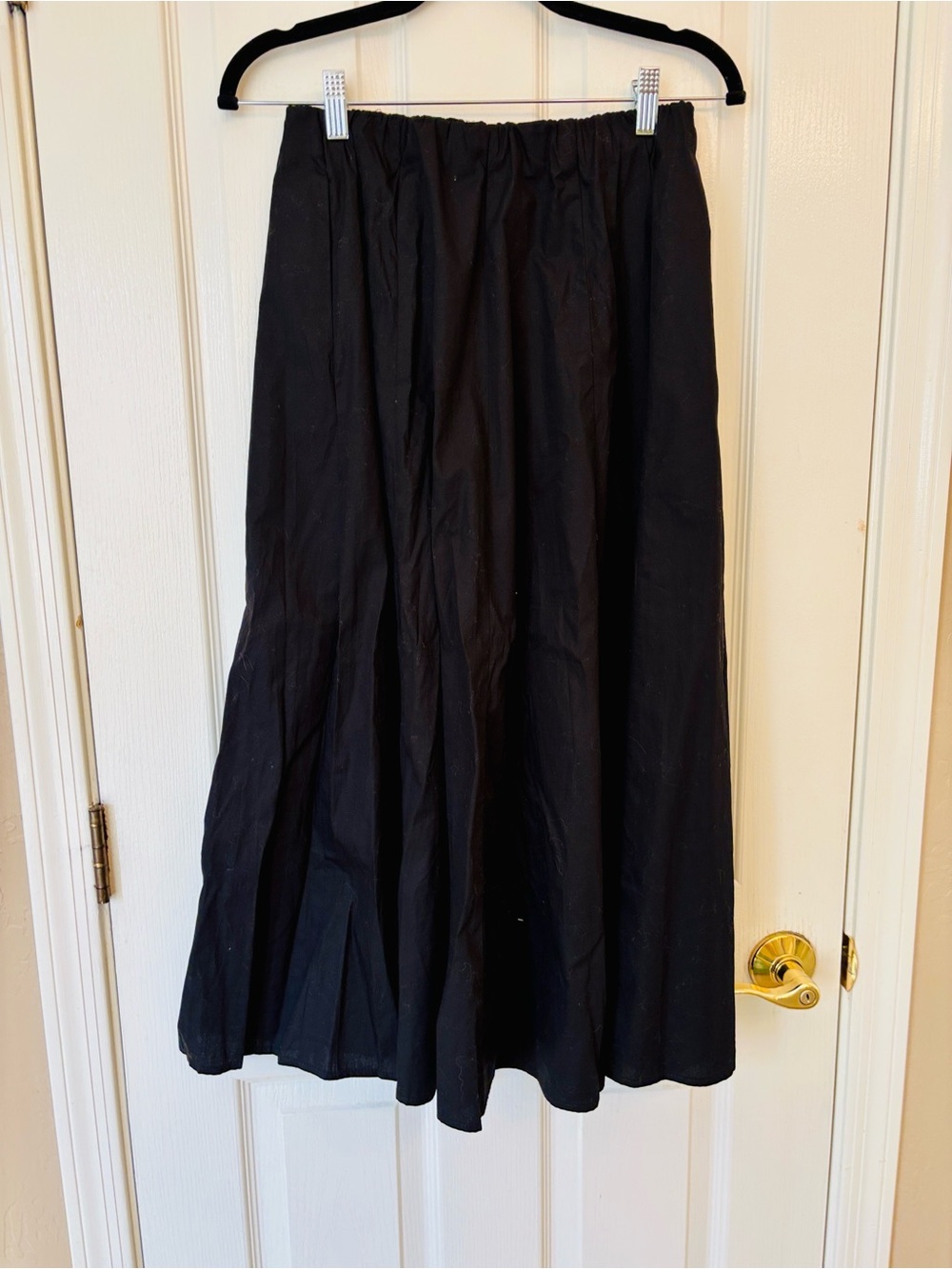 MNG by Mango Classic Black Women's Midi Skirt ~ Women’s XS ~ New with Tags